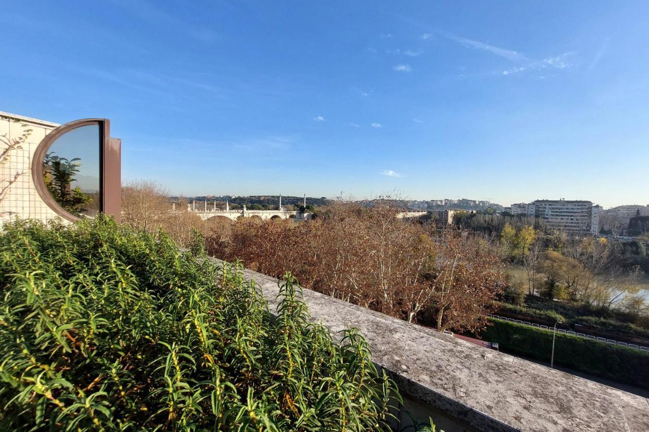 شقة Beautiful Loft In Ponte Milvio With Terrace روما المظهر الخارجي الصورة