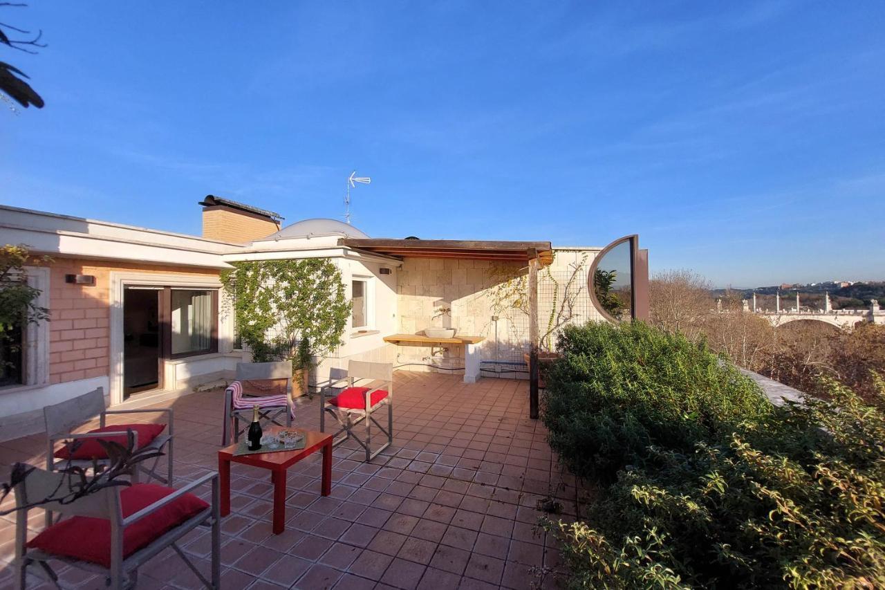 شقة Beautiful Loft In Ponte Milvio With Terrace روما المظهر الخارجي الصورة