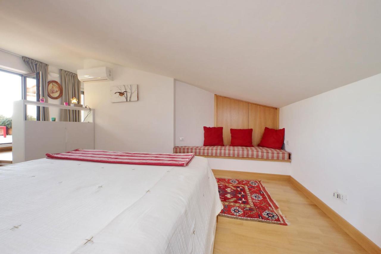 شقة Beautiful Loft In Ponte Milvio With Terrace روما المظهر الخارجي الصورة