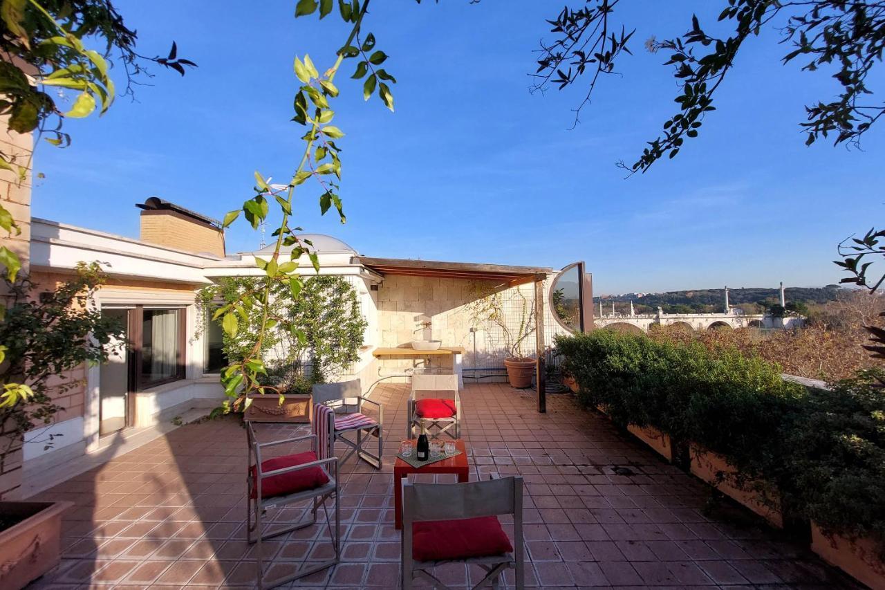 شقة Beautiful Loft In Ponte Milvio With Terrace روما المظهر الخارجي الصورة
