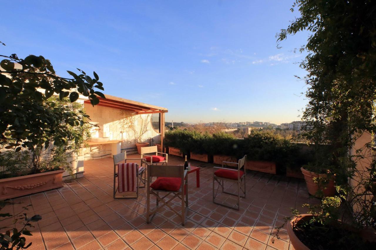 شقة Beautiful Loft In Ponte Milvio With Terrace روما المظهر الخارجي الصورة