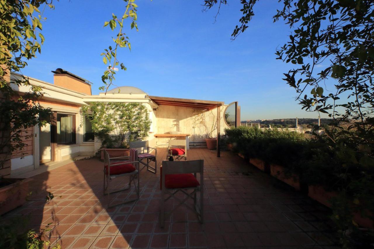 شقة Beautiful Loft In Ponte Milvio With Terrace روما المظهر الخارجي الصورة